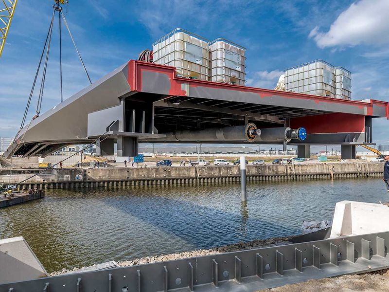 bruecke_02.jpg